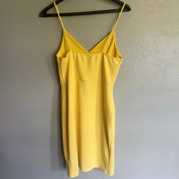 Yellow Spaghetti Strap V-Neck Bodycon Dress Size Medium - Picture 2 of 7